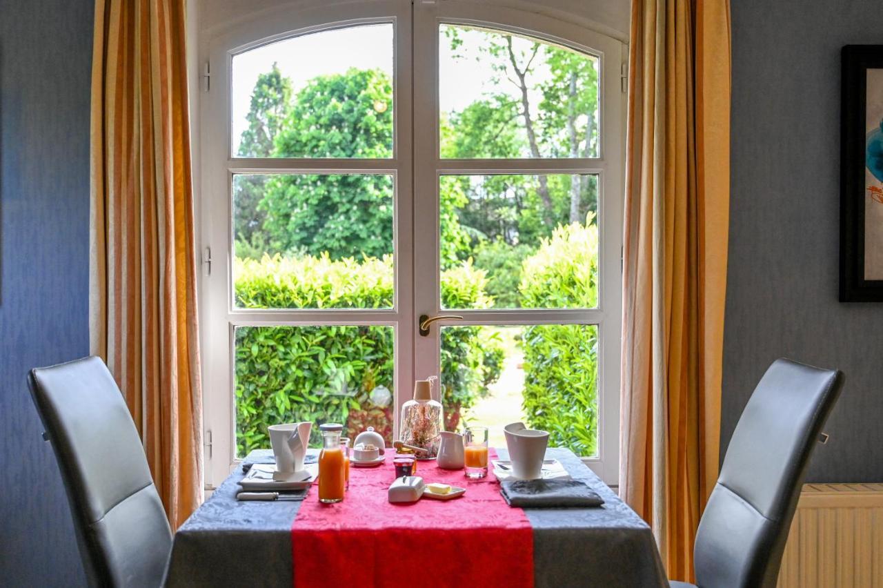 Bed and Breakfast La Fontaine Dort Tessy-sur-Vire Екстер'єр фото