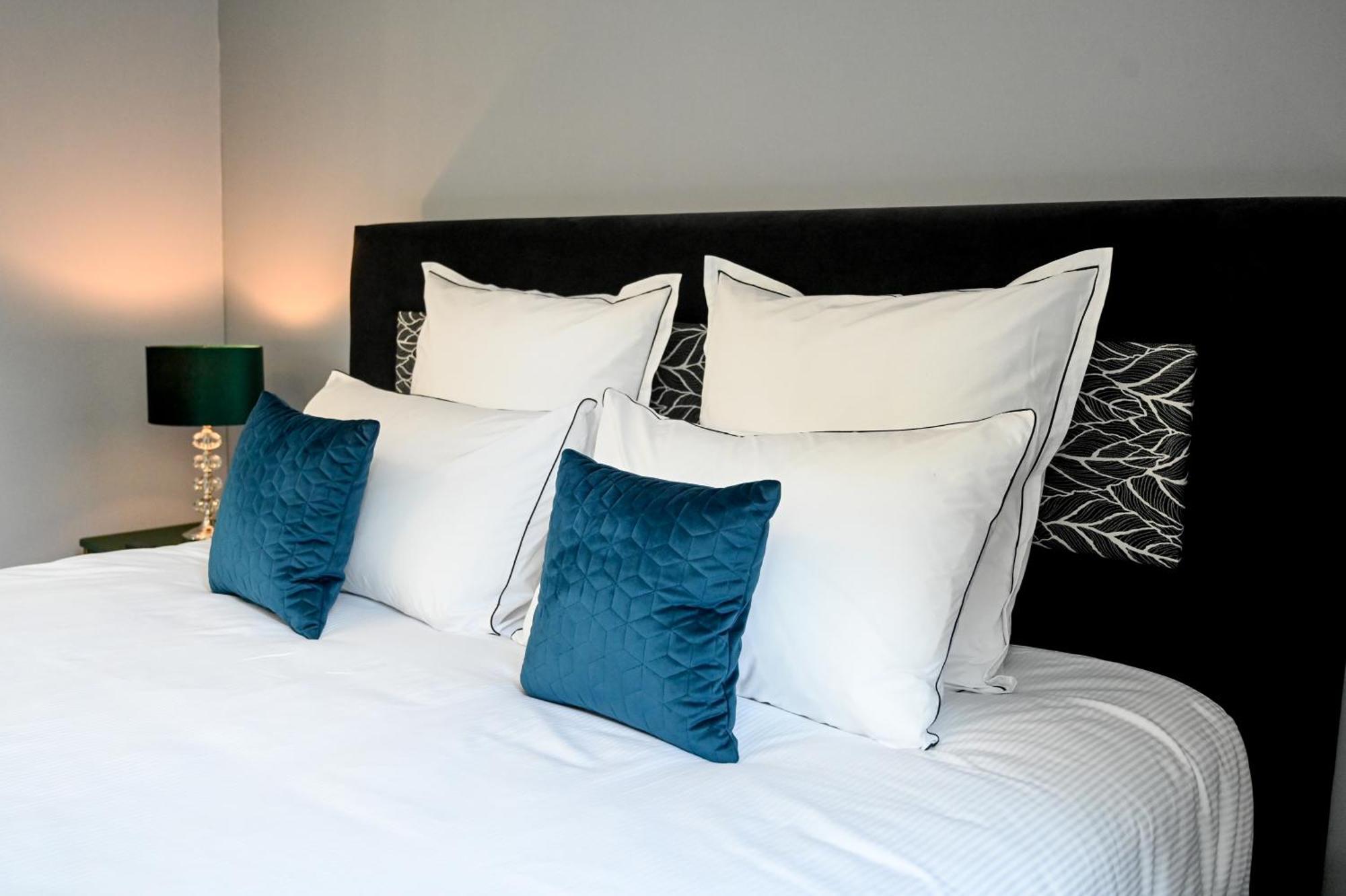 Bed and Breakfast La Fontaine Dort Tessy-sur-Vire Екстер'єр фото